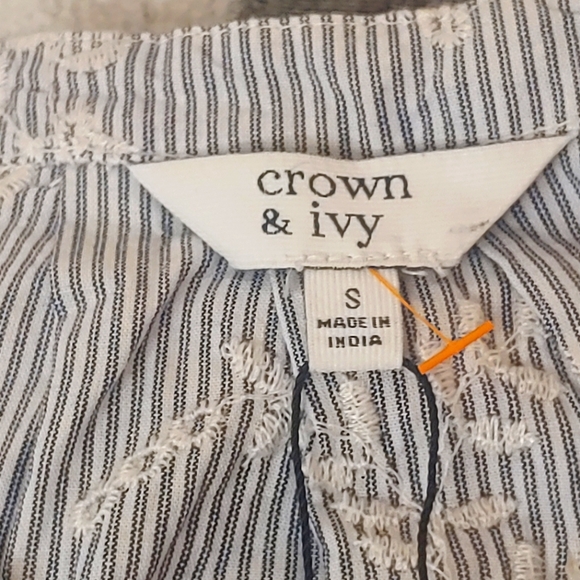 NWT Crown And Ivy Icon Peasant Top Blue White Embroidered Striped SZ Small $50 - Picture 2 of 10